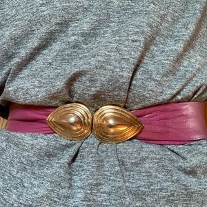 VTG Revcor fuscia and gold leather belt- adjustable